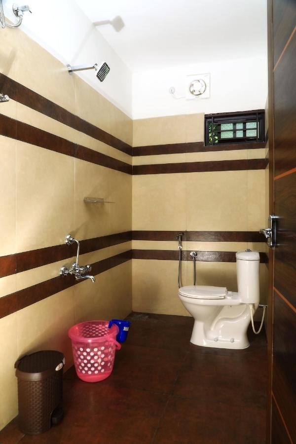Munroe Vision Panakkattu Homestay Mundrothuruth Exterior foto