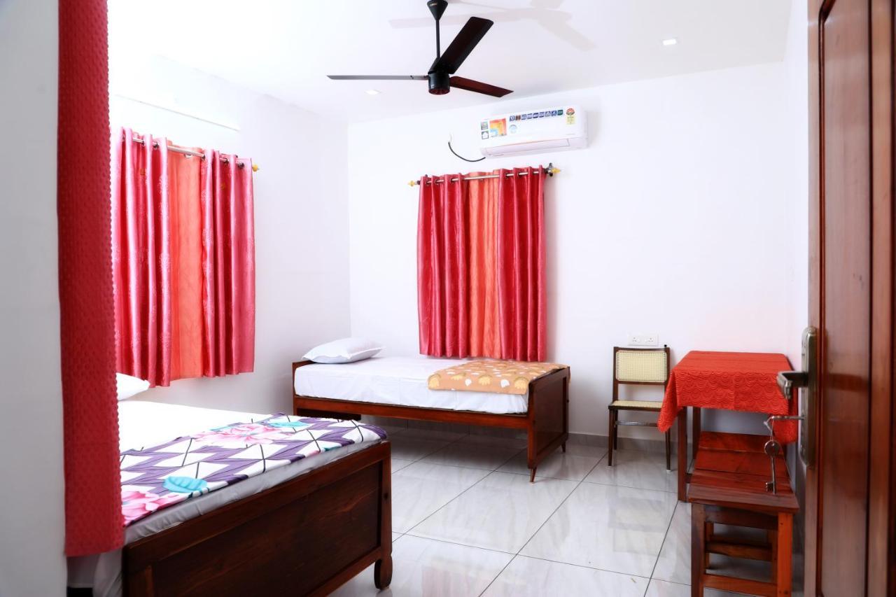 Munroe Vision Panakkattu Homestay Mundrothuruth Exterior foto